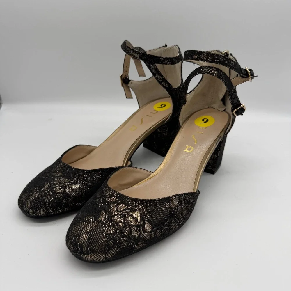 Unisa Georgie-M Womens 9M Black Gold Floral Brocade Block Heel Ankle Strap Pumps